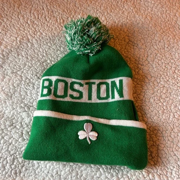 Hat - Picture 1 of 2